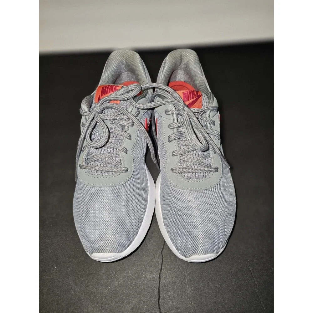 Nike Tanjun 'Wolf Grey' Gray/red 812655-015 Women's Size 7